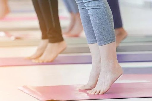 Bài tập kegel nhón chân